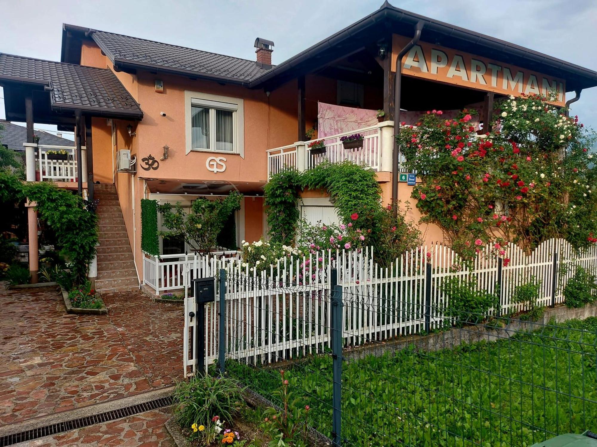 Apartmani Gs ***** Zavidovici Exterior photo